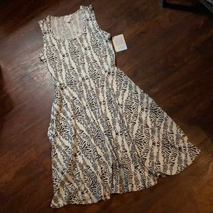 LuLaRoe Nicki Size Small Never Worn